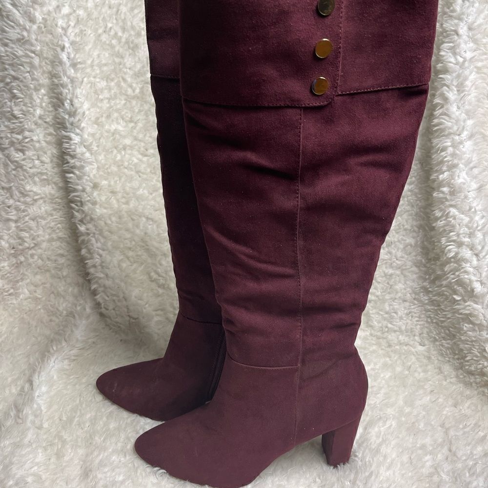 Jones New York signature Kendra knee high boots Burgundy textile suede SZ10M